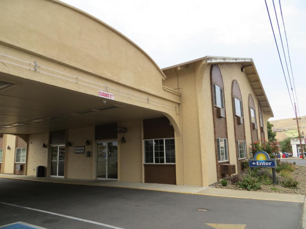 Days Inn By Wyndham Yakima Ngoại thất bức ảnh